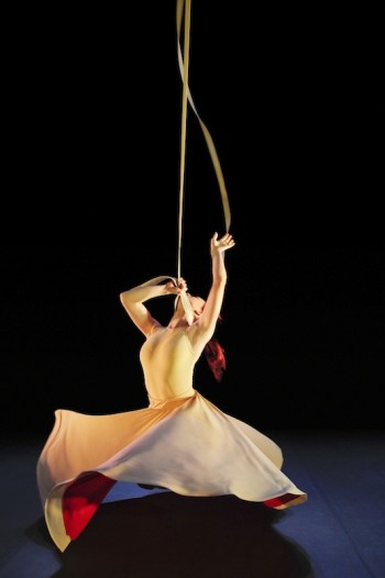 Circa and Katie Noonan - Love Song Circus Circa and Katie Noonan - Love Song Circus