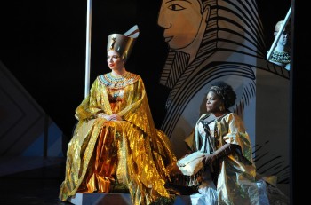 Milijana Nikolic as Amneris and Latonia Moore as Aida in Opera Australia's Aida. Image by Branco Gacia Milijana Nikolic as Amneris and Latonia Moore as Aida in Opera Australia's Aida. Image by Branco Gacia