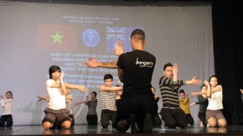Bangarra workshop with Vietnam Dance College in Hanoi - 28 February 2013 Bangarra workshop with Vietnam Dance College in Hanoi - 28 February 2013