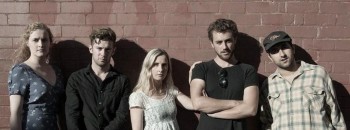 Cruising Paradise Cast