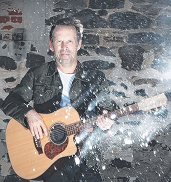 Mark Seymour in Dust - Hubcap Productions