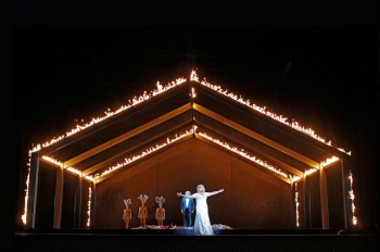 Dominica Matthews, Lorina Gore and Jane Ede as the Rhinemaidens, Stefan Vinke as Siegfried and Susan Bullock as Brünnhilde
