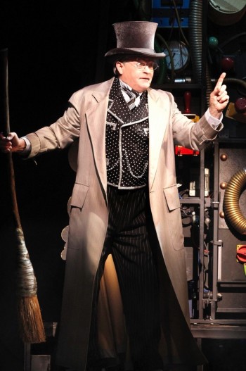Reg Livermore as the Wizard in WICKED. Image by Jeff Busby