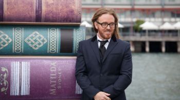 Tim Minchin. Image by Clare Hawley.