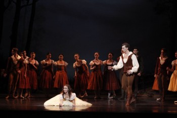 The Australian Ballet's Giselle. Image by Jeff Busby.