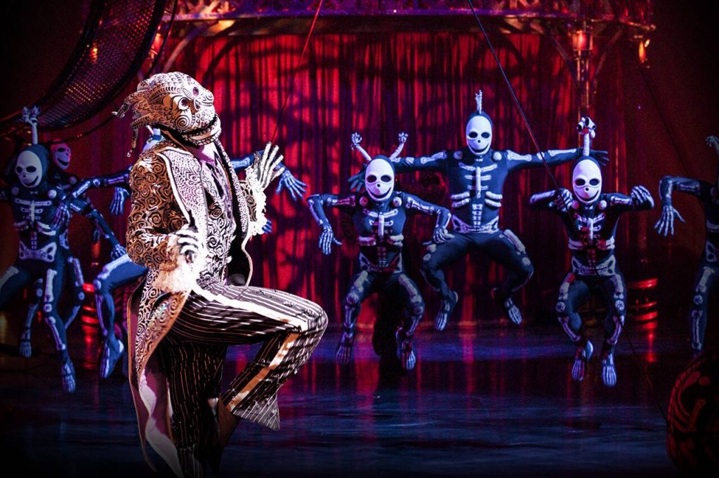Cirque du Soleil. Kooza