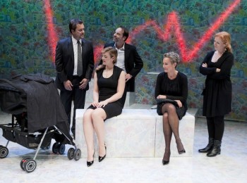 Warren Jones, Cheree Cassidy, Jamie Oxenbould, Lenore Smith in When Dad Married Fury. Image by Steve Lunam Warren Jones, Cheree Cassidy, Jamie Oxenbould, Lenore Smith in When Dad Married Fury. Image by Steve Lunam
