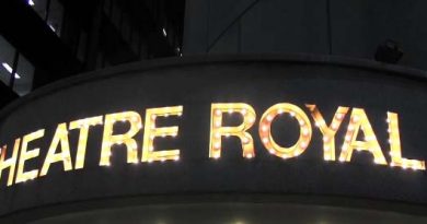 theatreroyal_lights