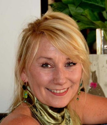 Laura Hamilton 