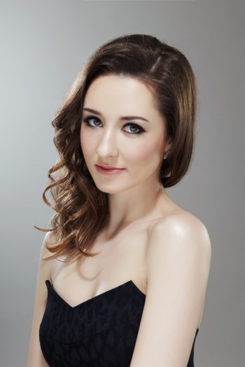 Claire Lyon