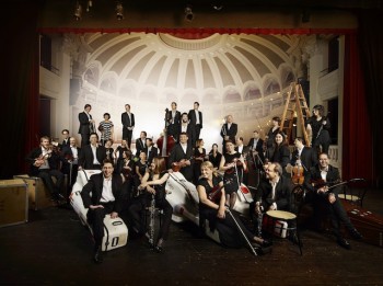 Mahler Chamber Orchestra at Ferrara Teatro Nuovo. Image by Deniz Saylan