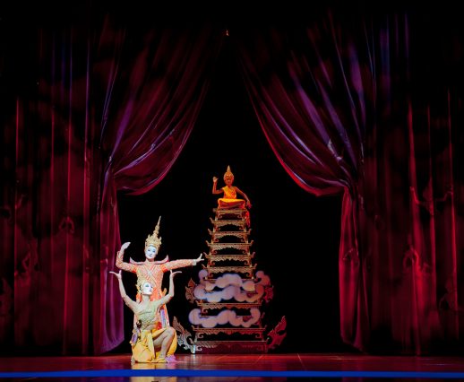 Yongying Woo and Hayanah Pickering in Opera Australia's The King and I , Brisbane