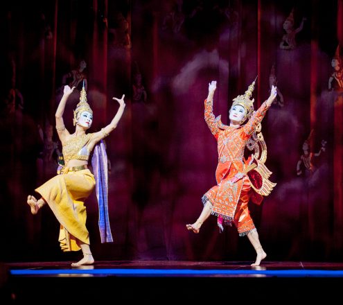 Yongying Woo and Hayanah Pickering in Opera Australia's The King and I , Brisbane