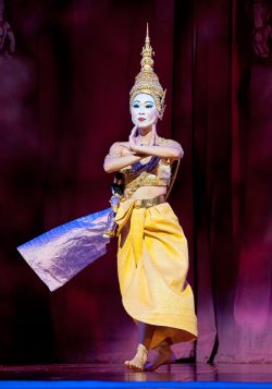 Yongying Woo as Eliza in Opera Australia's The King and I , Brisbane