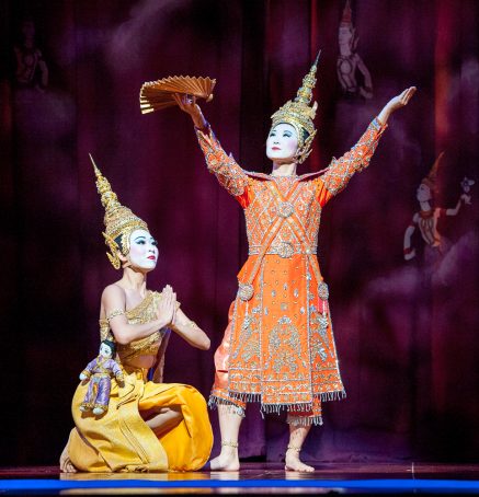 Yongying Woo and Hayanah Pickering in Opera Australia's The King and I , Brisbane