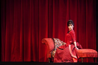 Showboat. Image by Belinda Strodder