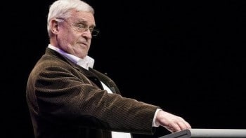 An Evening with Max Gillies. Photo by Marty Williams.