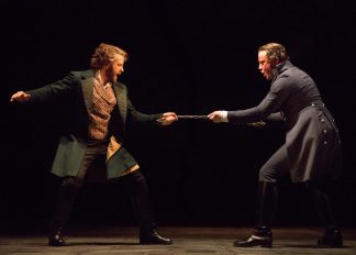 LES-MIS-AUSTRALIAN-PRODUCTION-2014-Simon-Gleeson-Hayden-Tee-PHOTO-CREDIT-MATT-MURPHY