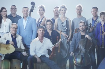 Artistic Director Paul Dyer (blue jacket) with the 2015 Australian Brandenburg Orchestra. Photograph by Stephen Godbee.