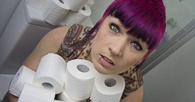 People Piss In Here. Melbourne Fringe