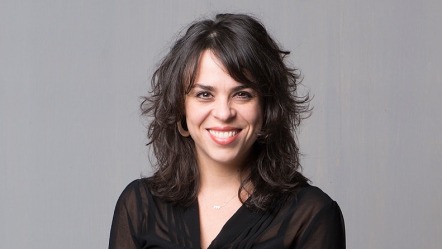 Leticia Carares