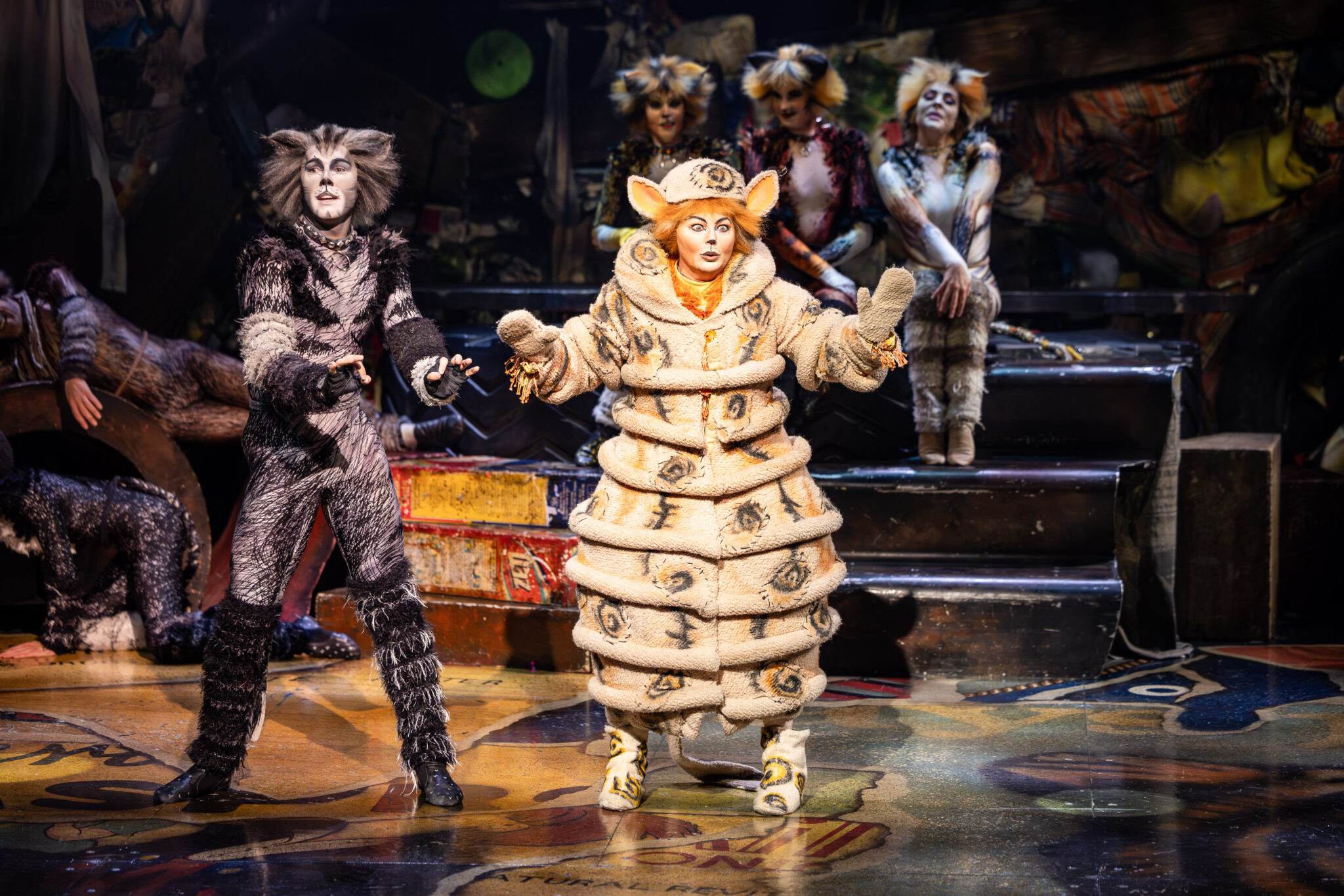 Jarrod Draper and Leigh Archer in CATS CREDIT: Daniel Boud