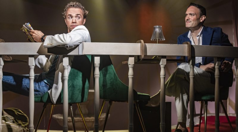 Rowan Witt on Comedy, Chaos and DIRTY ROTTEN SCOUNDRELS